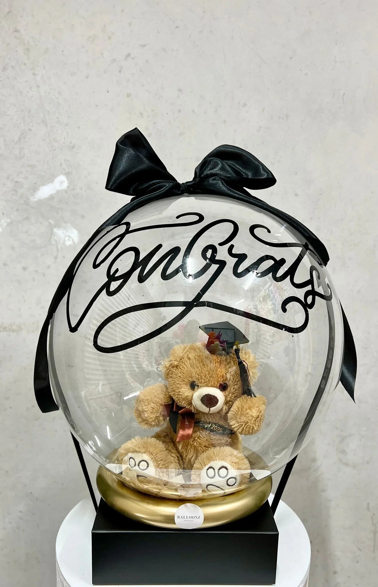 Graduation Balloon Globe - Balloonz