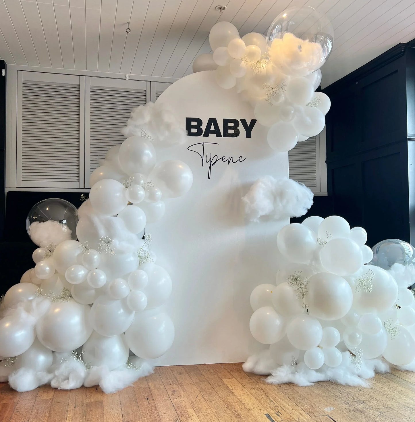 Baby shower dream balloon display - Balloonz