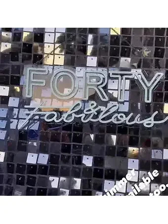 Silver shimmer wall hire - DIY- wall size 1.4m wide by 2.1m high - Balloonz