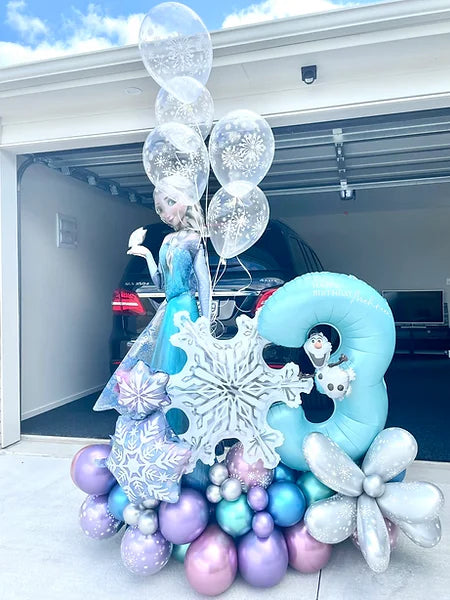 Frozen Birthday display with Elsa