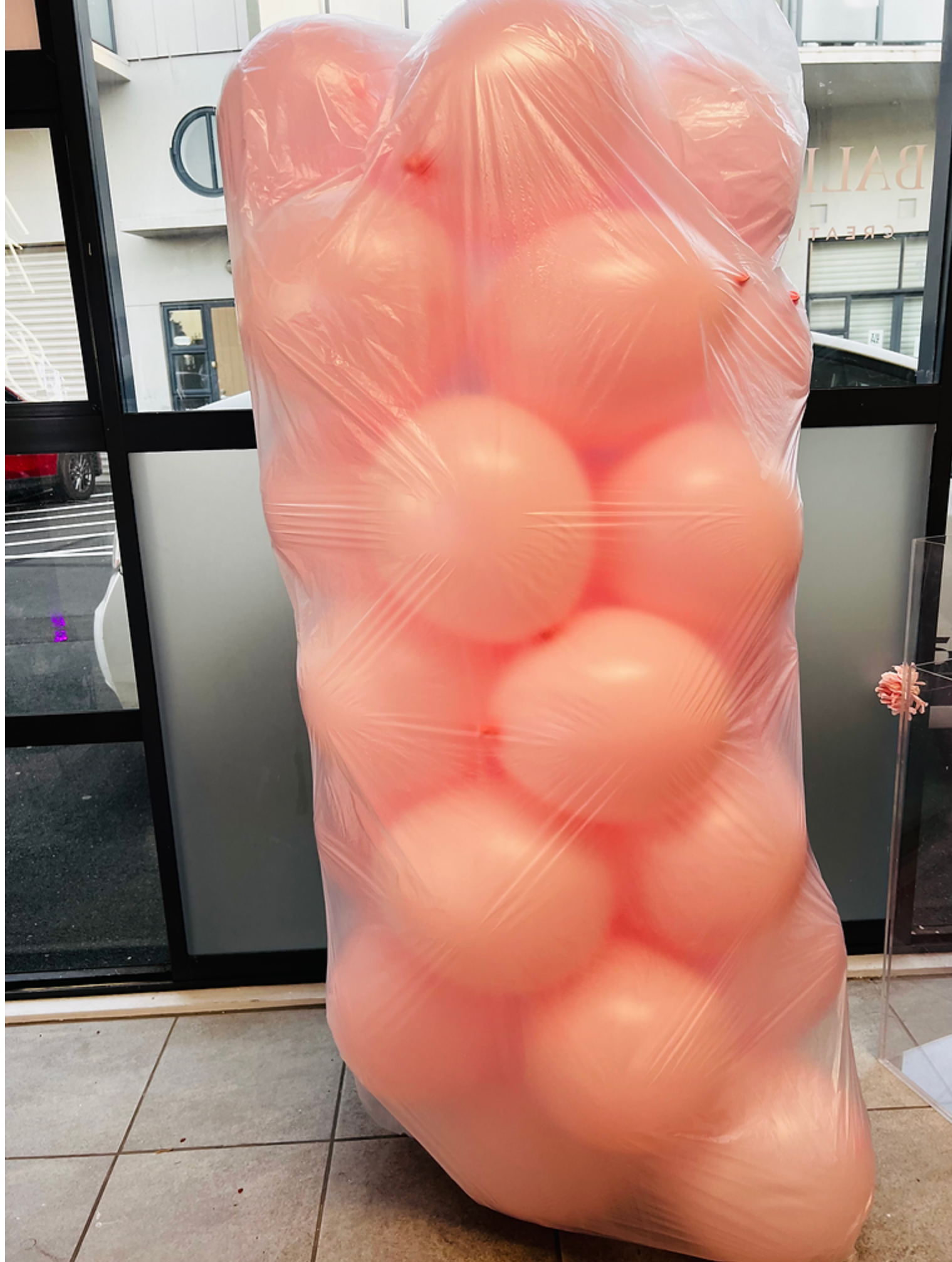 Air inflated 11'' balloons 33 pieces