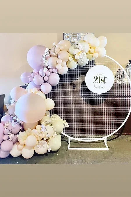 Freya balloon backdrop hire 21st set up - Balloonz