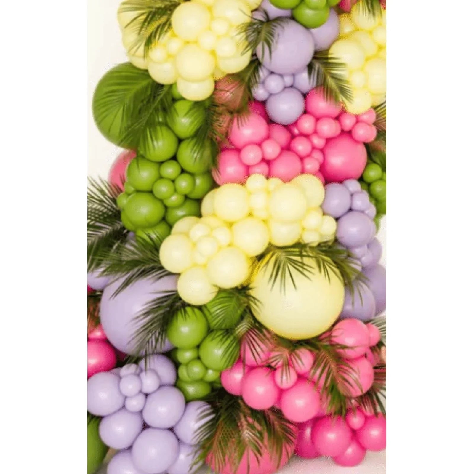 FIONA - SPRING GREEN - BALLOON in Sizes - small, regular or large - Balloonz