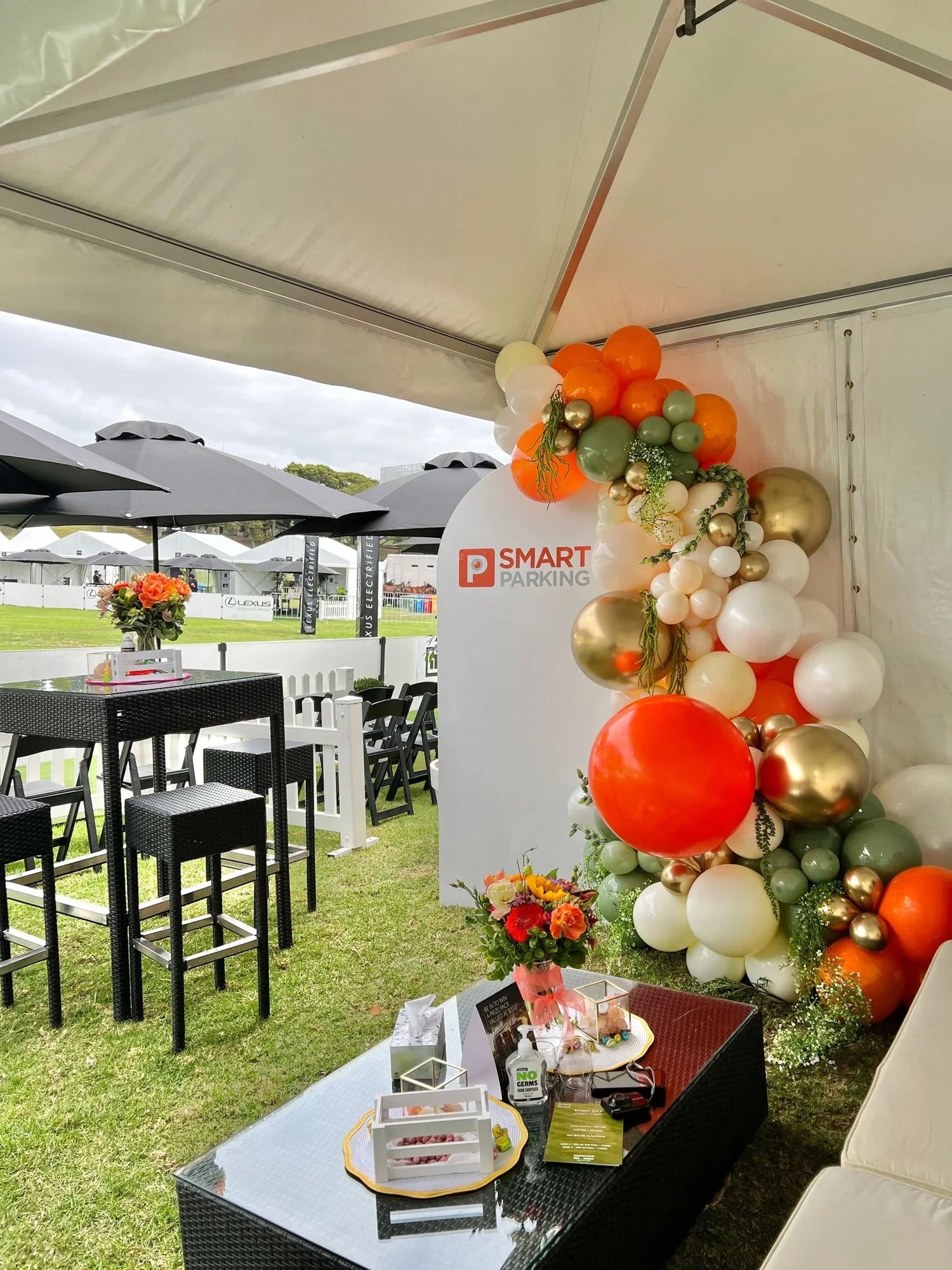 Corporate Arch Backdrop with Custom Logo Print - Balloonz