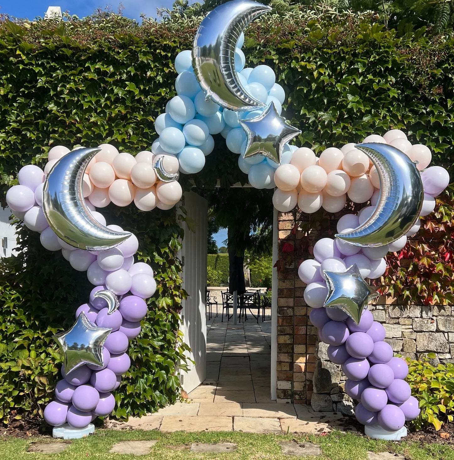 Balloon star arch - Balloonz
