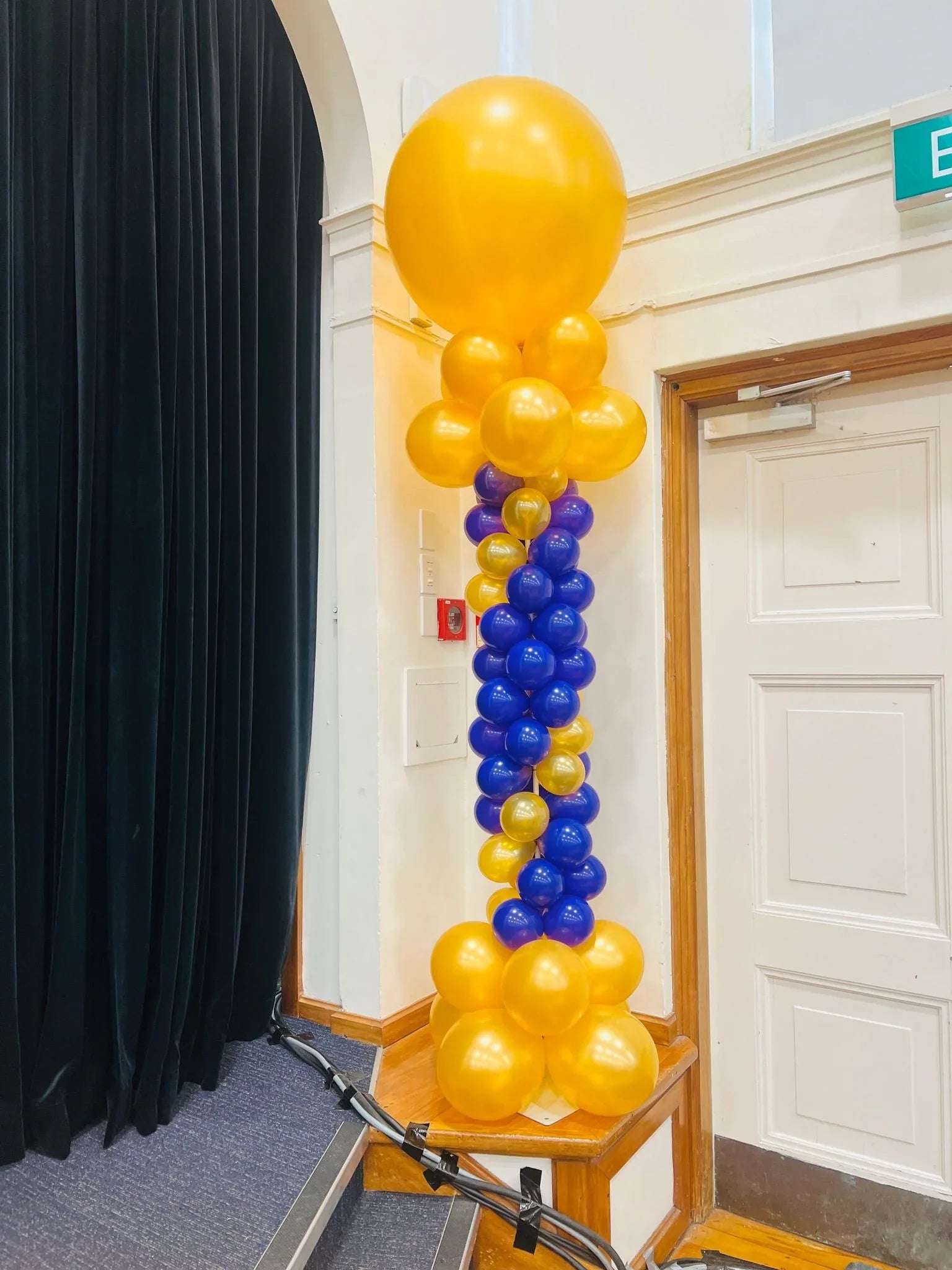 Balloon column #4 - Balloonz