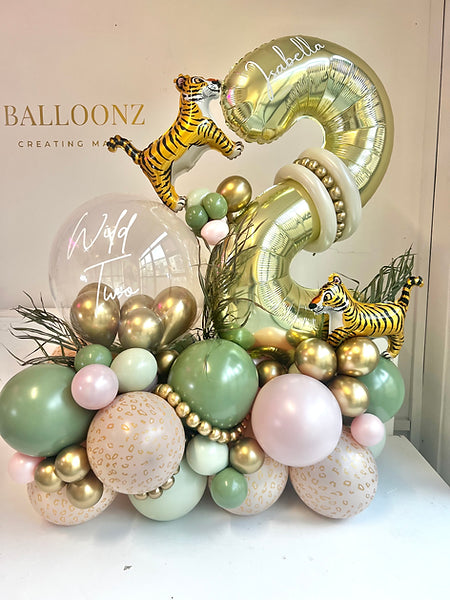 Wild TWO number balloon marque Balloon Balloonz   