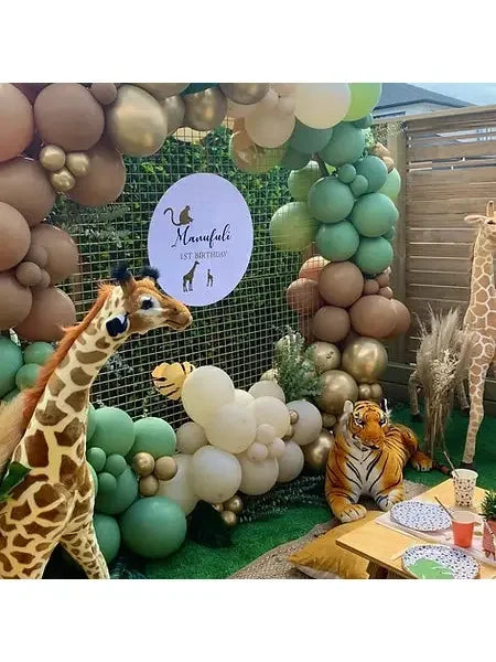 Safari setup backdrop hire - Balloonz